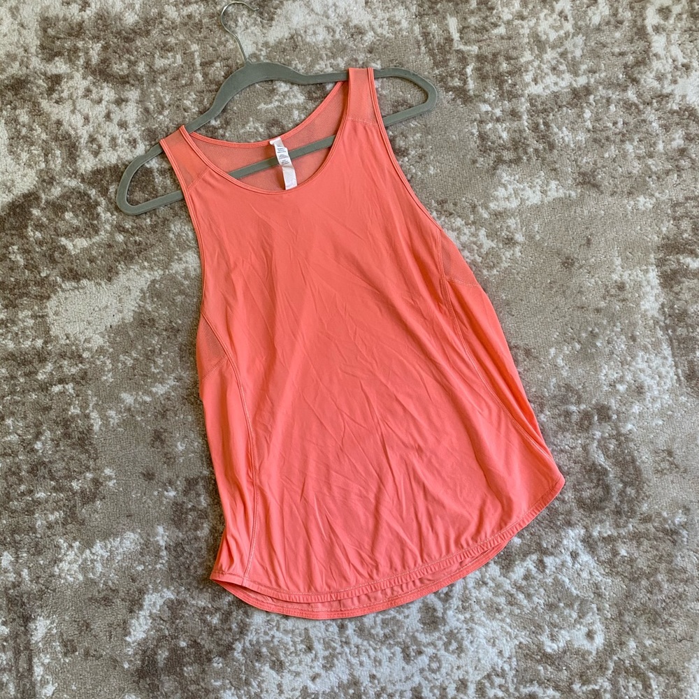 Lululemon coral sculpt tank